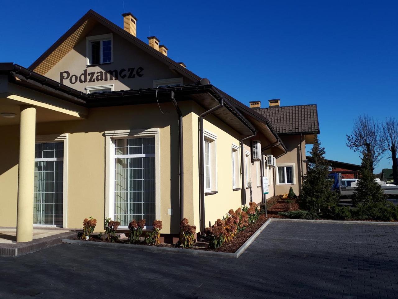 Podzamcze 3*